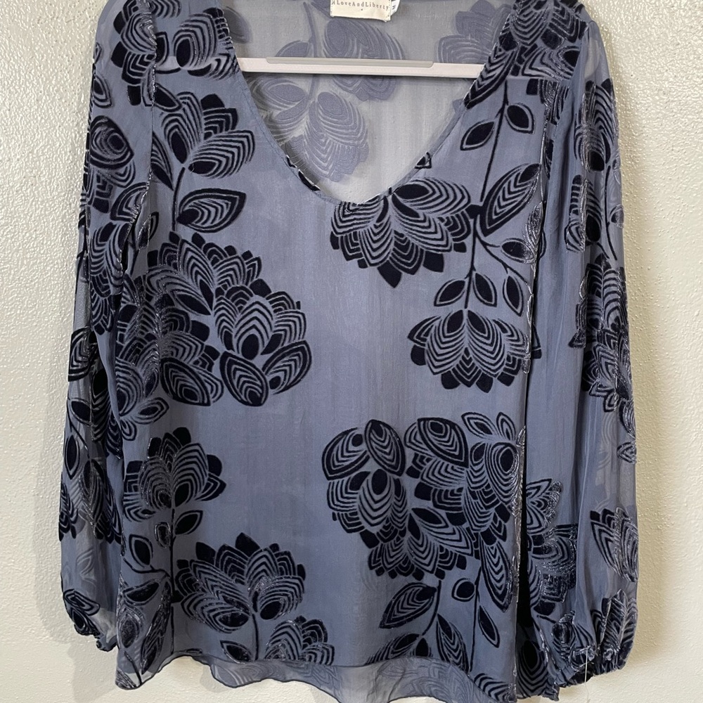 Johnny Was 4 Love and Liberty Navy Velvet Burnout Silk Blouse Sz M Floral Sheer
